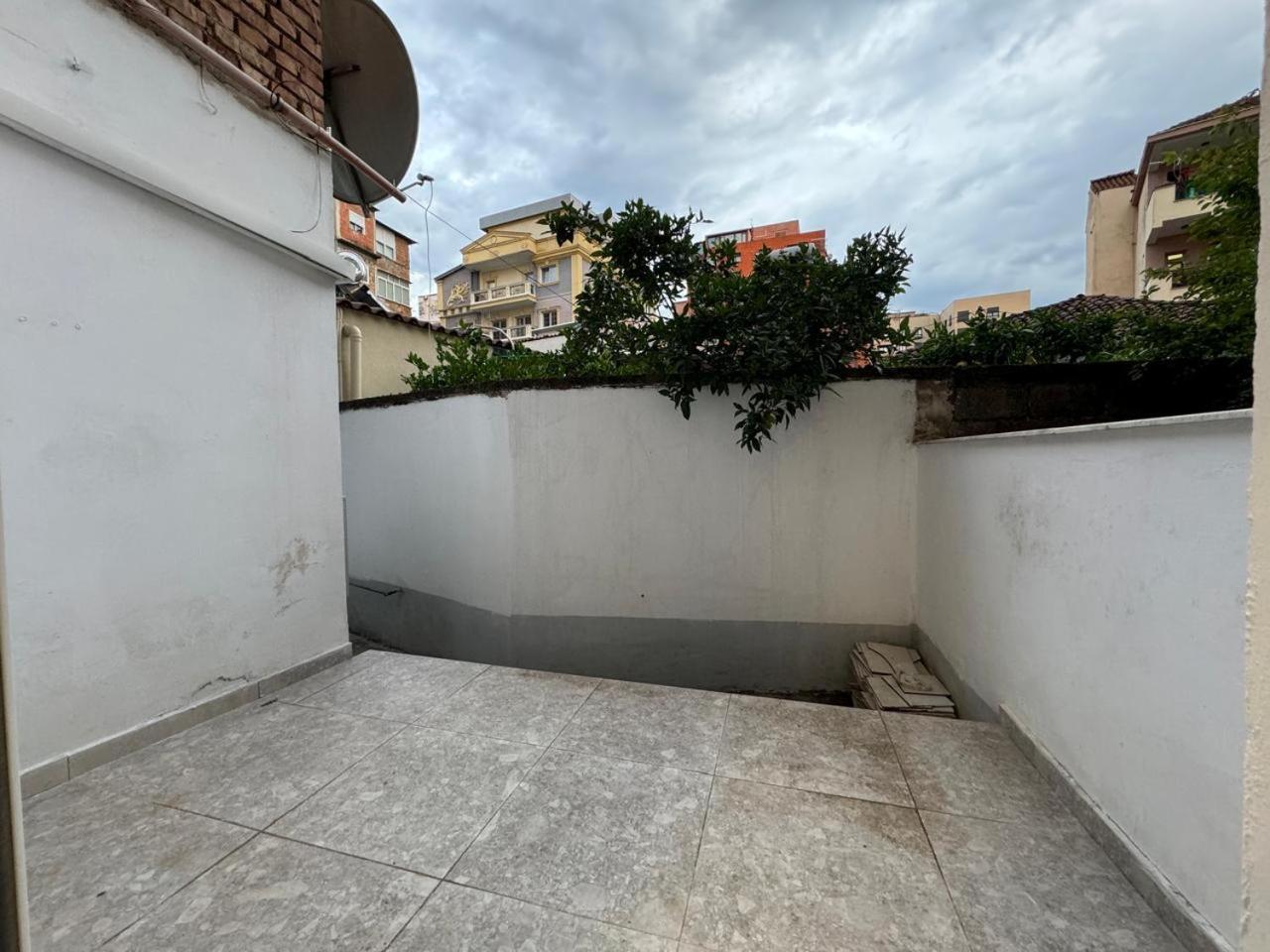 Center Luxury Rooms Тирана Екстериор снимка